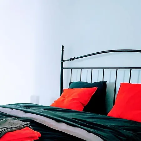 Poseidonia 75sqm Canal *