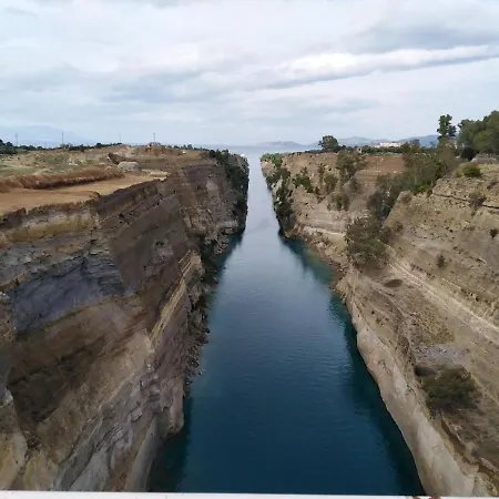 Poseidonia 75sqm Canal Apartment Corinth