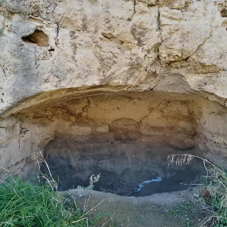 Poseidonia 75sqm Canal