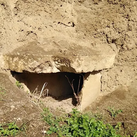 Poseidonia 75sqm Canal