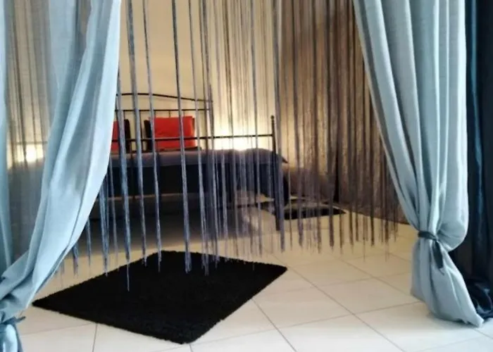 Apartamento Poseidonia 75sqm Canal