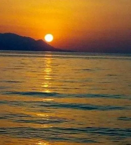 Poseidonia 75sqm Canal *